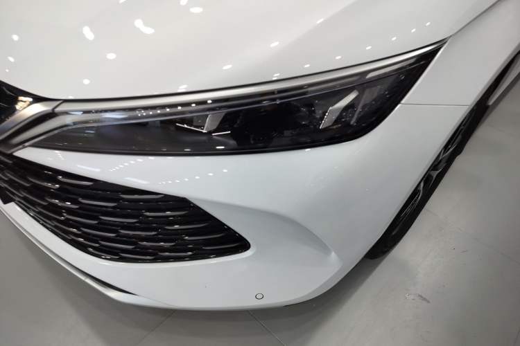 Used BYD Qin L 2024 DM-i 120KM Leading Model
