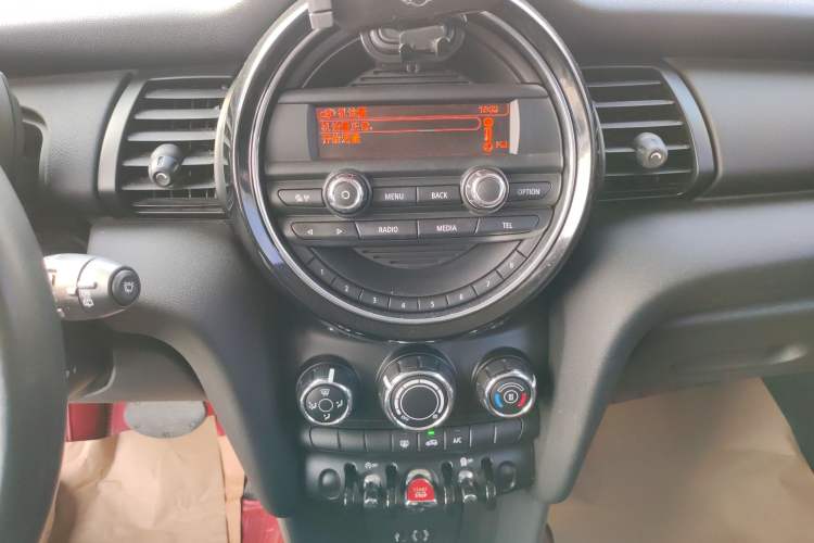 Used  MINI 2014 1.2T ONE
