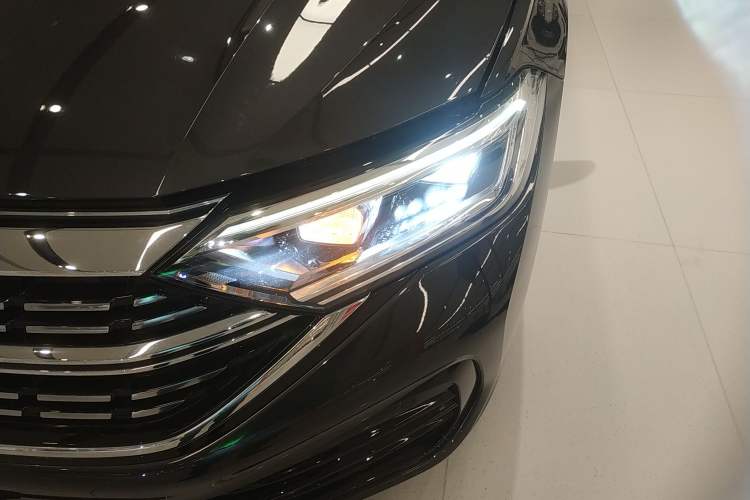 Used Volkswagen Sagitar 2023 300TSI DSG Excellence Edition
