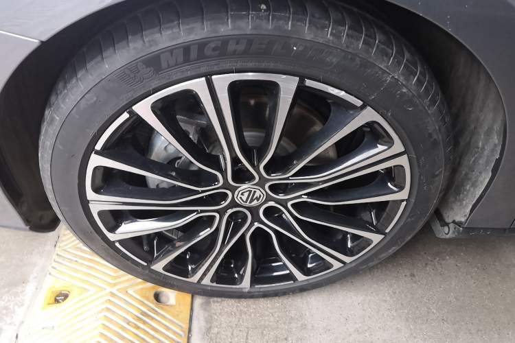 Used MG 7 2023 2.0T Automatic Hunter Luxury Edition