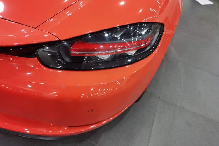 Used Porsche 718 2018 Boxster 2.0T
