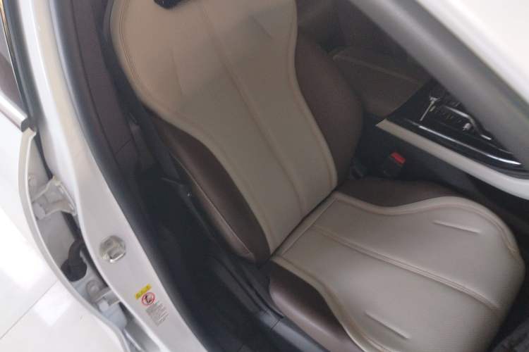 Used BYD Qin PLUS 2024 HONOR Edition DM-i 55KM Leading Model
