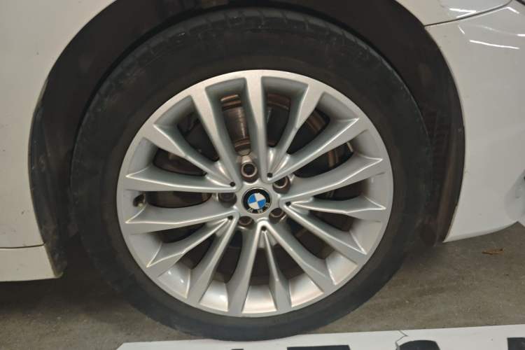 Used BMW 5 Series 2018 525Li Luxury Package