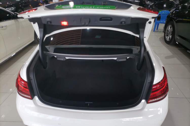 Used Mercedes-Benz E-Class 2014 E 200 Coupe
