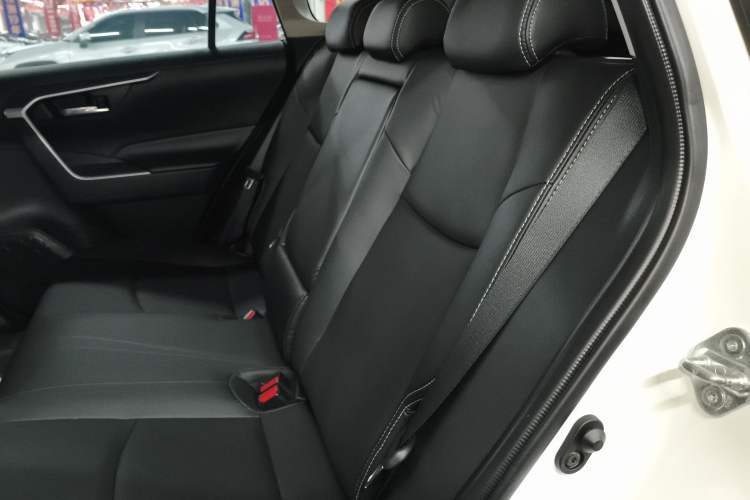 Used Toyota RAV4 2022 2.0L CVT Two-Wheel Drive Fashion Edition
