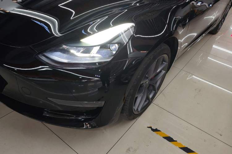 Used Tesla Model 3 2022 Performance High-Performance All-Wheel-Drive Version
