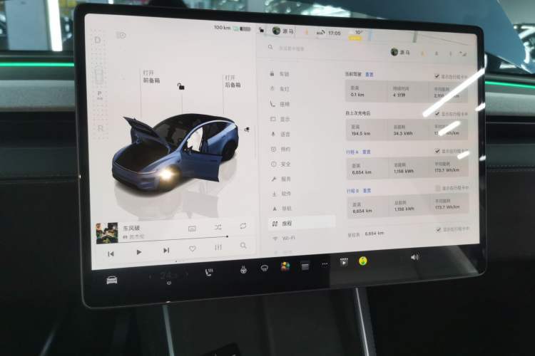 Used Tesla Model Y 2025 Rear-Wheel-Drive Version
