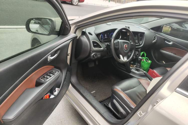 Used Fiat Viaggio 2015 1.4T Automatic Jingxiang Edition