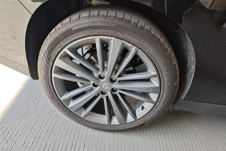 Used Leapmotor C16 2026 Extended-Range 280 LiDAR Zhizun Edition 6 Seats
