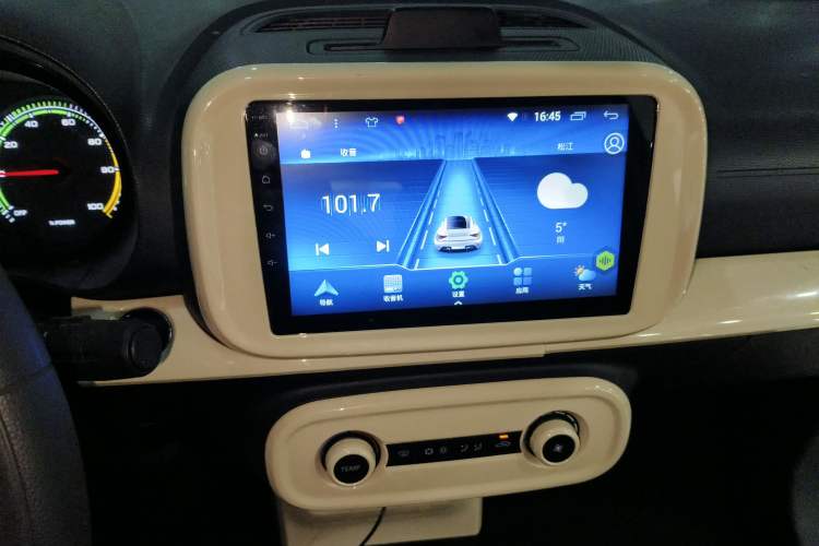 Used Roewe Clever 2022 311km QiQi BoBo Edition
