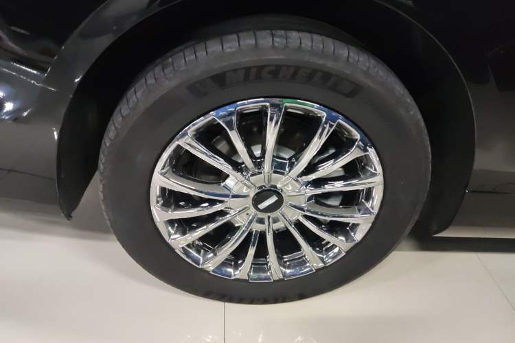 Used Wey Gaoshan 2025 Four-Wheel Drive Alpine 9
