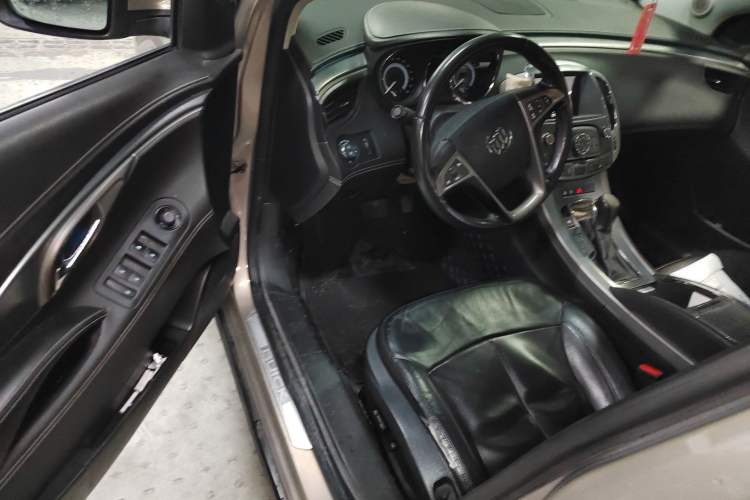 Used Buick LaCrosse 2011 2.0T Flagship Edition
