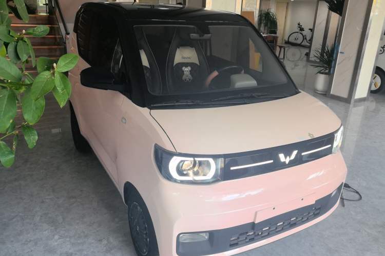 Used Wuling Hongguang MINIEV 2022 Macaron Premium Model – Lithium Iron Phosphate
