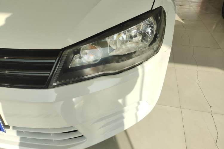 Used Volkswagen Jetta 2015 Zhuihui Edition 1.4L Manual Fashion Model