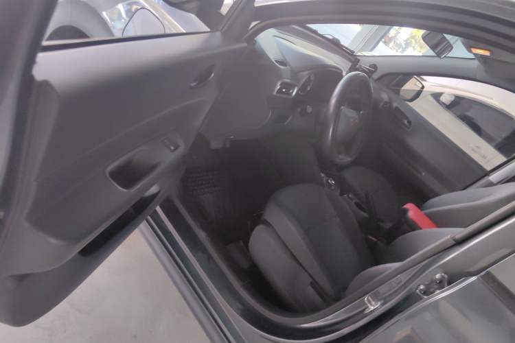 Used Wuling Hongguang New Energy 2024 All-Electric Model 300KM Standard Version
