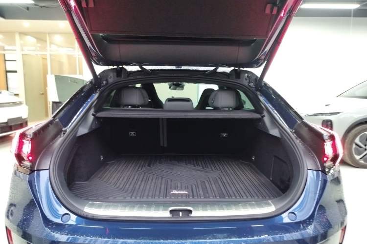 Used Zeekr 001 2023 WE Edition 86 kWh
