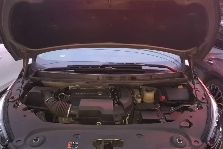 Used Buick GL8 2023 ES Lu Zun Deluxe Model
