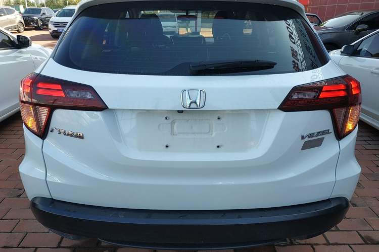Used Honda Vezel 2017 1.8L CVT Front-Wheel Drive Pioneer Edition
