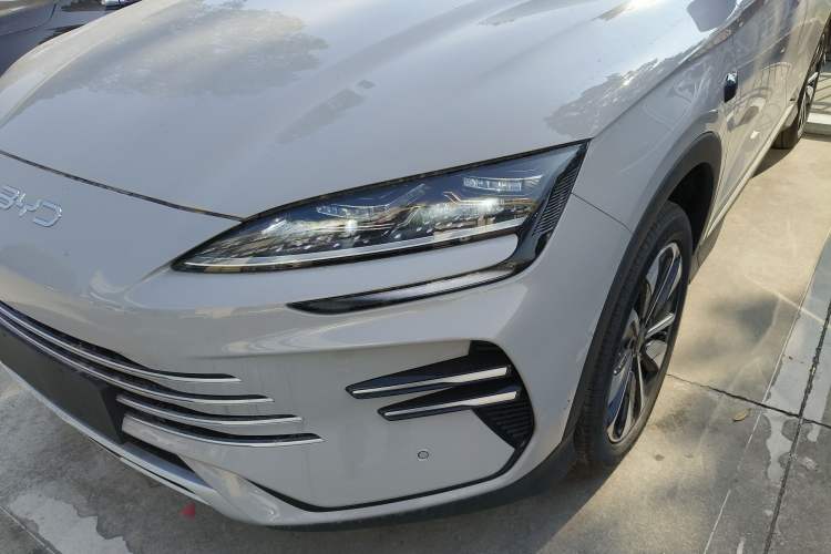 Used BYD Song PLUS New Energy 2025 DM-i Smart Drive 112KM Prestige Model