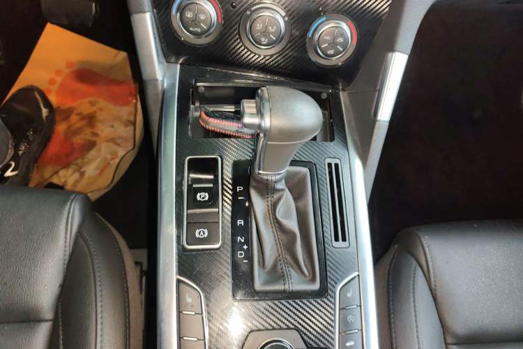 Used Haval H7 2016 Blue-Label H7 2.0T Automatic Luxury Model
