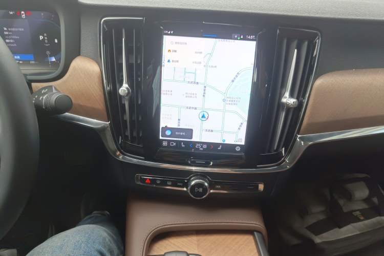 Used Volvo S90 2024 B5 Zhiyi Luxury Edition