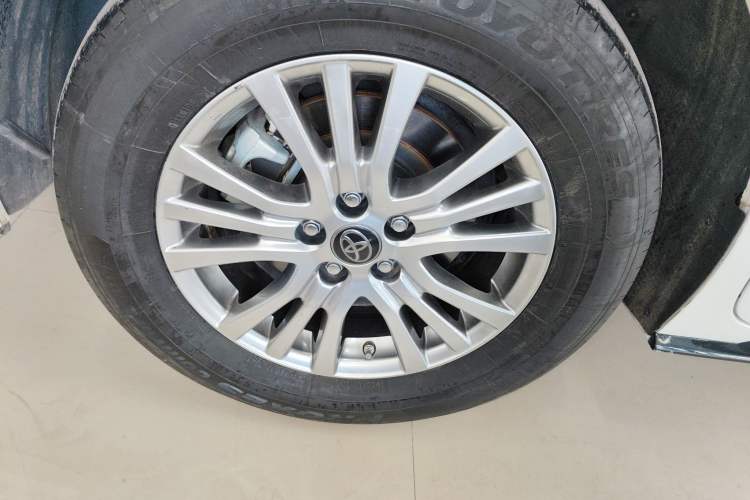 Used Toyota Sienna 2021 2.5L Hybrid Premium Edition
