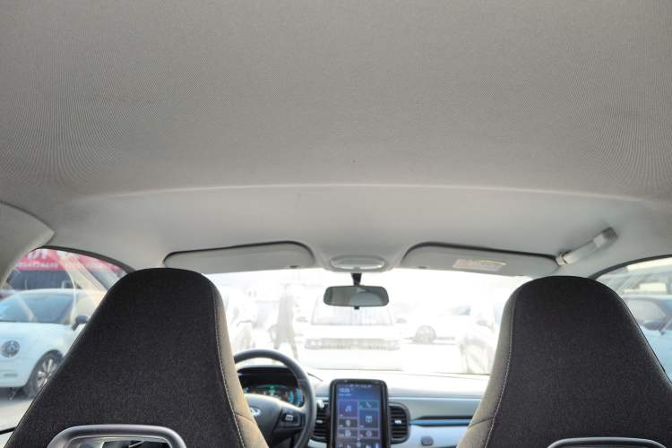 Used Chery Little Ant 2022 Revised Version Sweet Pink Edition Half-Sugar Version Lithium Iron Phosphate 30.7 kWh 30 kW 301 km
