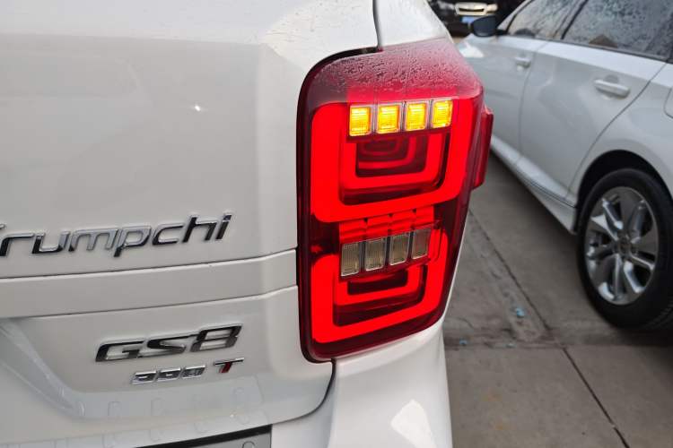 Used GAC Trumpchi GS8 2020 390T Two-Wheel Drive Luxury Smart Connectivity Version (7 Seats)