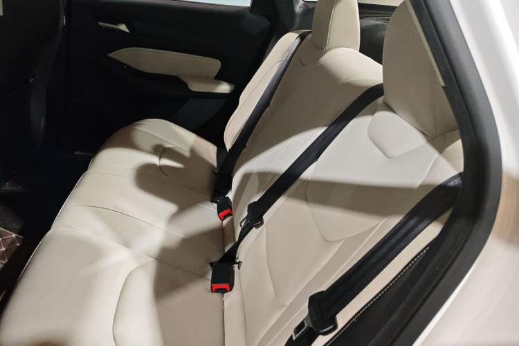 Used Ford Escort 2021 1.5L Automatic Diamond Edition
