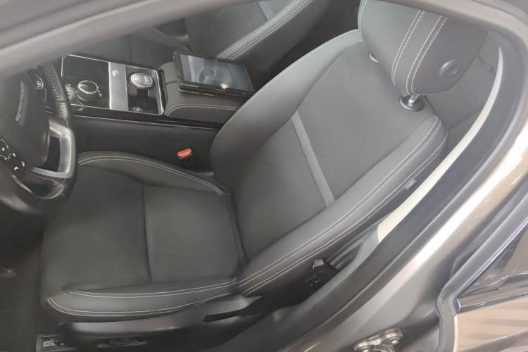 Used Land Rover Range Rover Velar 2020 P250
