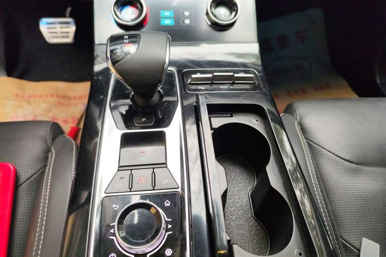 Used JETOUR X70 PLUS 2021 1.6T DCT Pro+ 7-Seater
