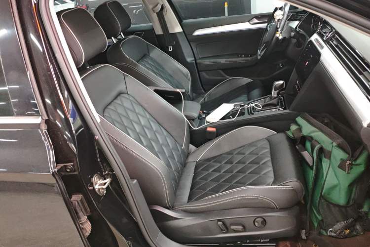 Used Volkswagen Magotan GTE Plug-in Hybrid 2022 GTE Luxury Model
