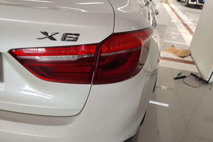 Used BMW X6 2015 xDrive35i Leading Model
