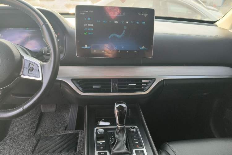 Used BYD Tang 2018 2.0T Automatic SmartConnect Prestige 7-Seater China V Standard