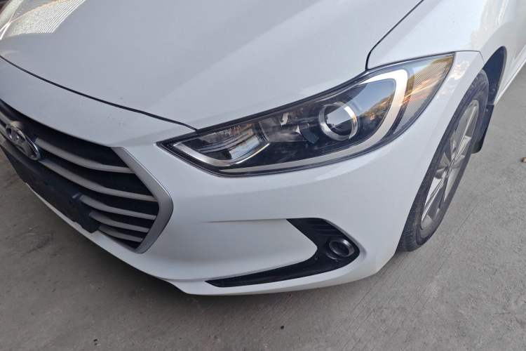 Used Hyundai Elantra 2016 1.6L Manual ZhiXuan·Youth Edition
