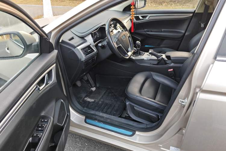 Used Geely Auto Emgrand GL 2017 1.8L Manual Elite Model

