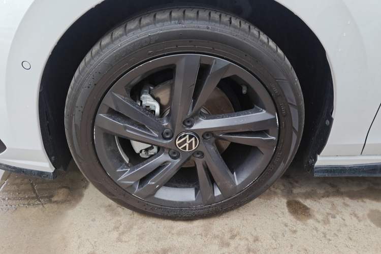 Used Volkswagen Golf 2023 280TSI DSG R-Line Lite
