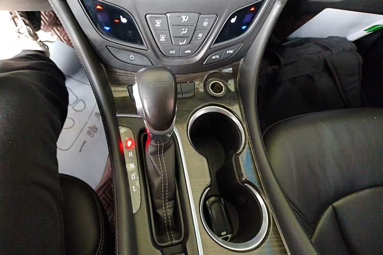 Used Buick Envision 2020 20T Two-Wheel Drive Elite Version
