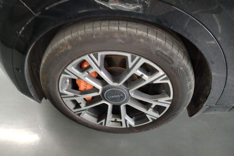 Used Lynk & Co 900 2025 1.5T Ultra
