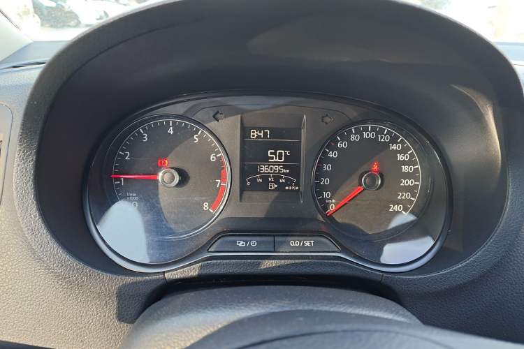 Used Volkswagen Polo 2016 1.4L Manual Fashion Model