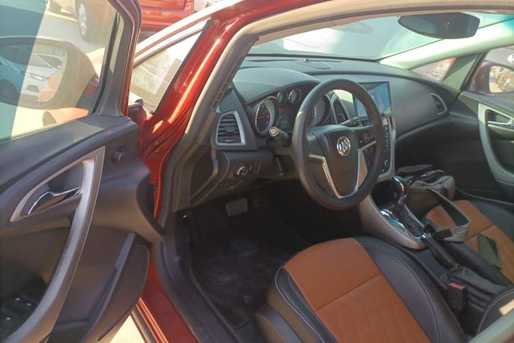 Used Buick GT 2014 XT 1.6L Automatic Fashion Edition
