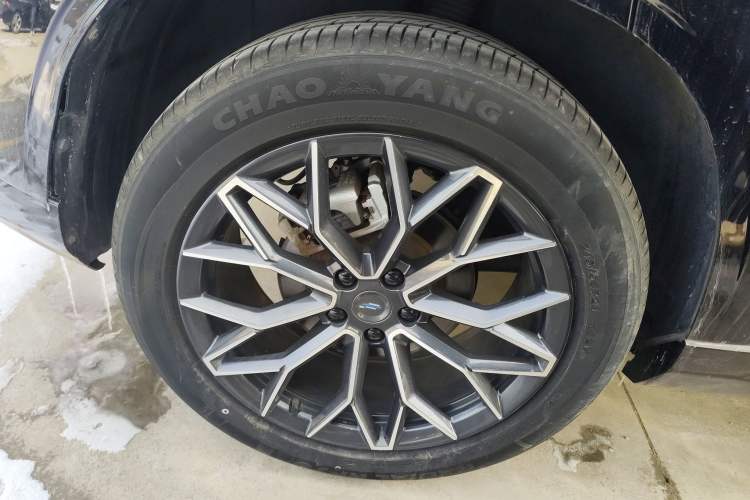 Used Oshan Z6 2023 Blue Whale 1.5T DCT Smart Luxury Model