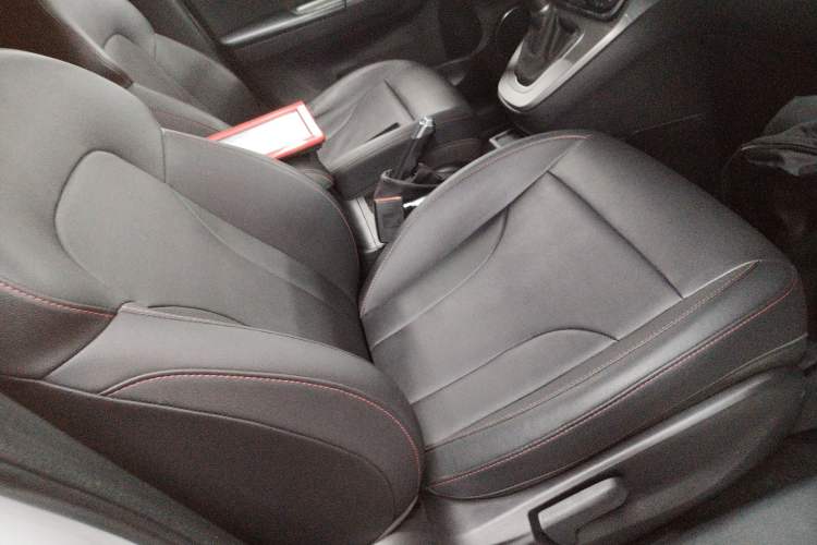 Used Haval M6 2019 1.5T DCT Two-Wheel Drive Value Edition China VI Standard
