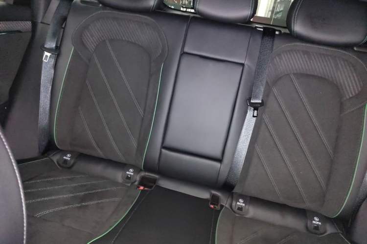 Used VOYAH FREE 2025 318 259 km All-Wheel-Drive Exploration Edition
