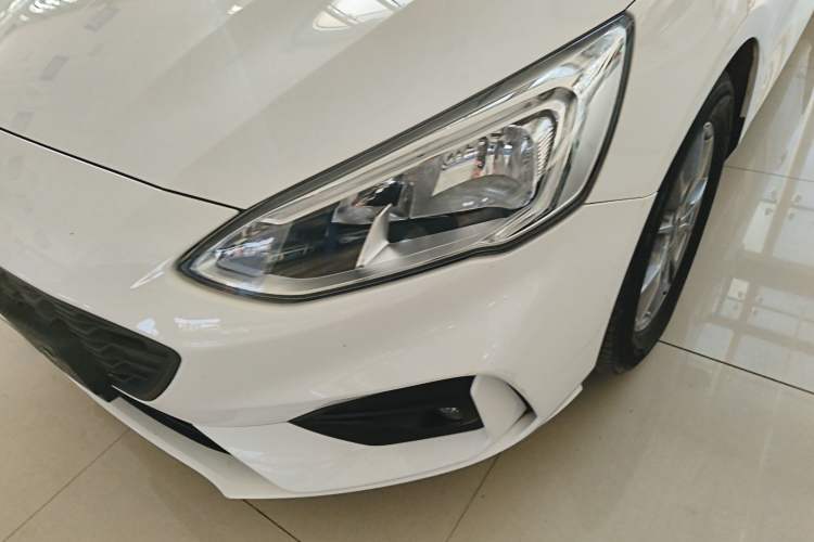 Used Ford Focus 2020 Hatchback 1.5L Automatic Sharp Edition
