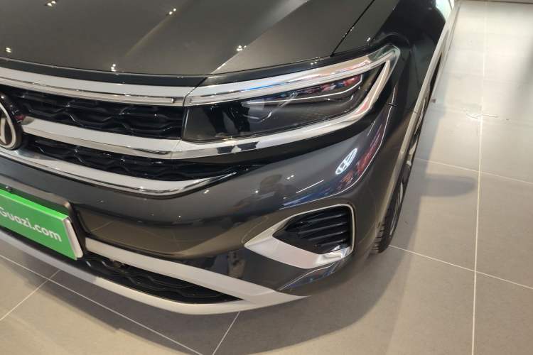 Used Volkswagen Talagon 2023 Facelift 380TSI All-Wheel-Drive Luxury Jiajing Pro 6-Seater
