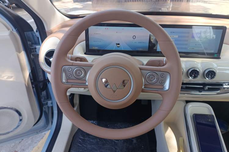 Used Wuling Bingo 2025 333 km Lingxi Connected Version
