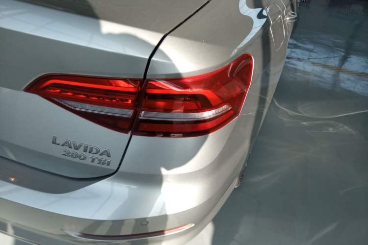 Used Volkswagen Lavida 2019 280TSI DSG Luxury Edition China VI Standard