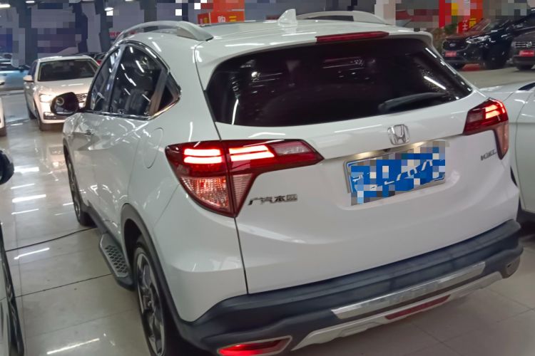 Used Honda Vezel 2017 1.8L CVT Front-Wheel Drive Pioneer Edition
