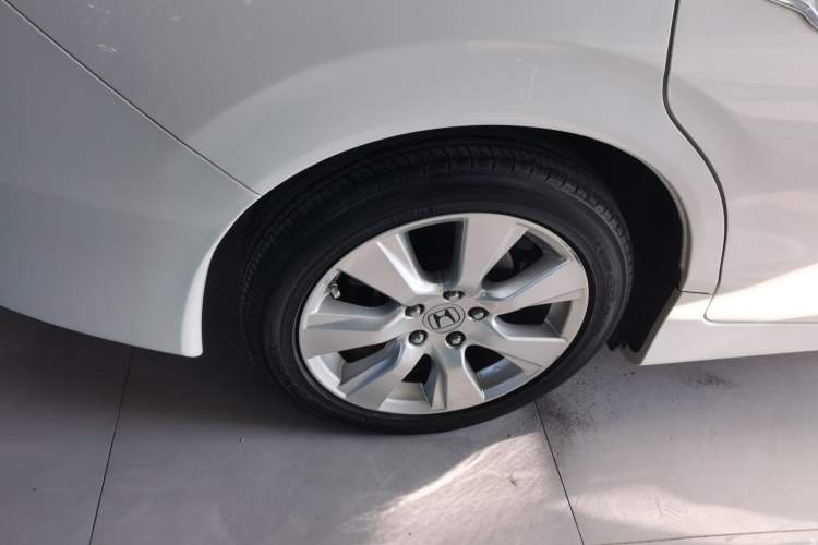 Used Honda Jade 2014 1.8L Automatic Comfort Elite Version 5 Seats